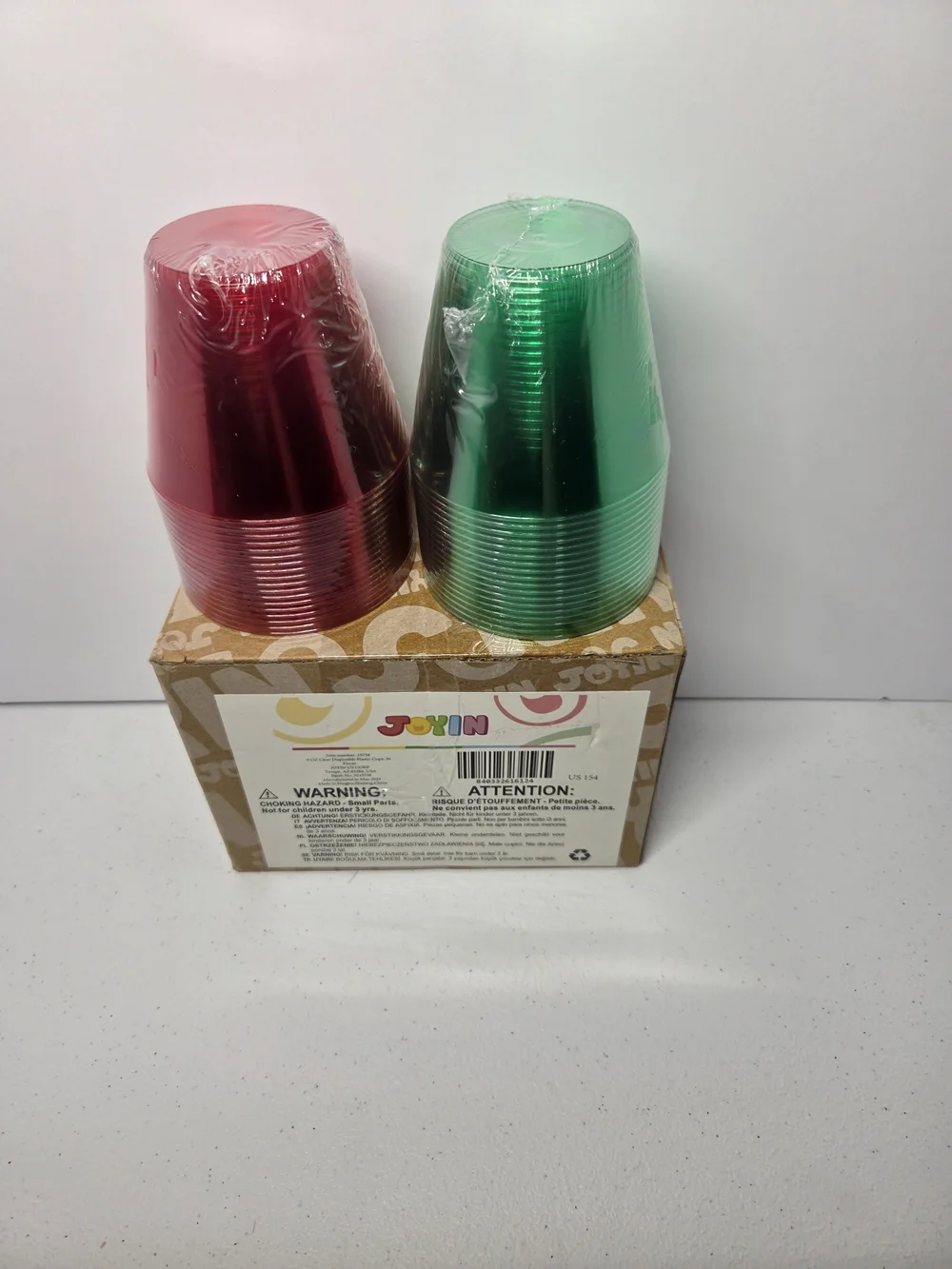 Metallic Red and Green Party Cups - 2-Pack